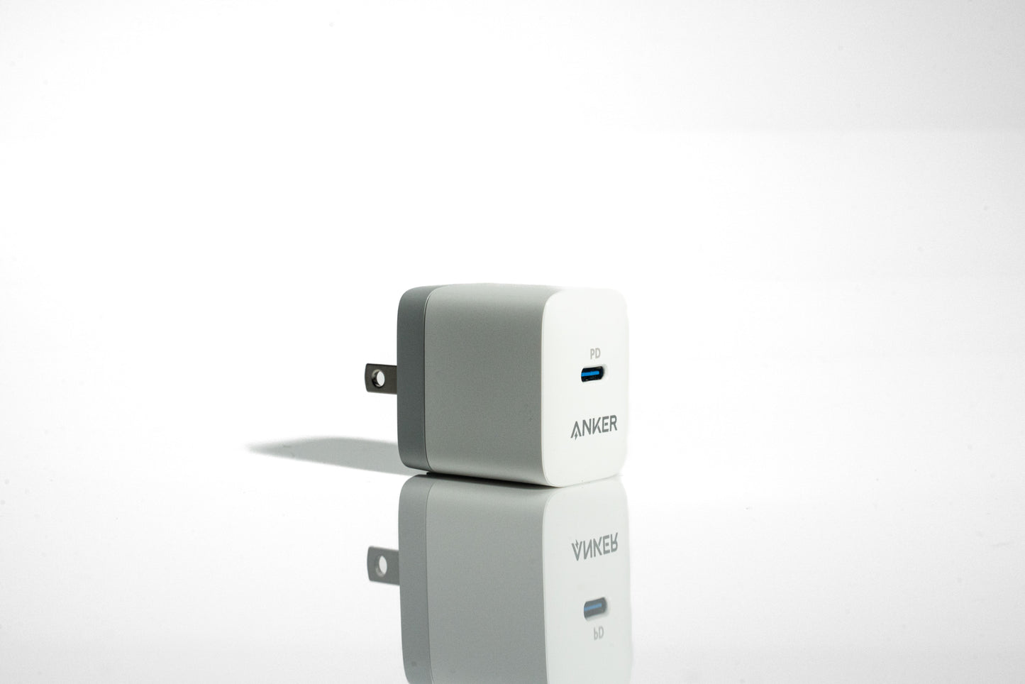ANKER Fast charging USB-C port