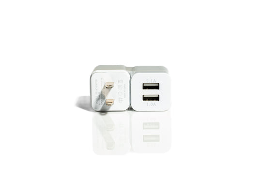 Double USB-AC Adapter